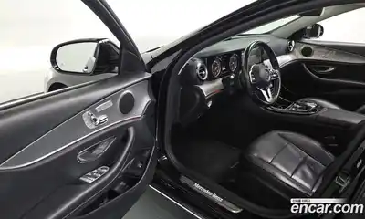 Mercedes-Benz E-Class 2019 2.0 гидро в Москве № 160901, миниатюра 12