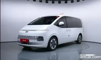 Hyundai Staria, 2023