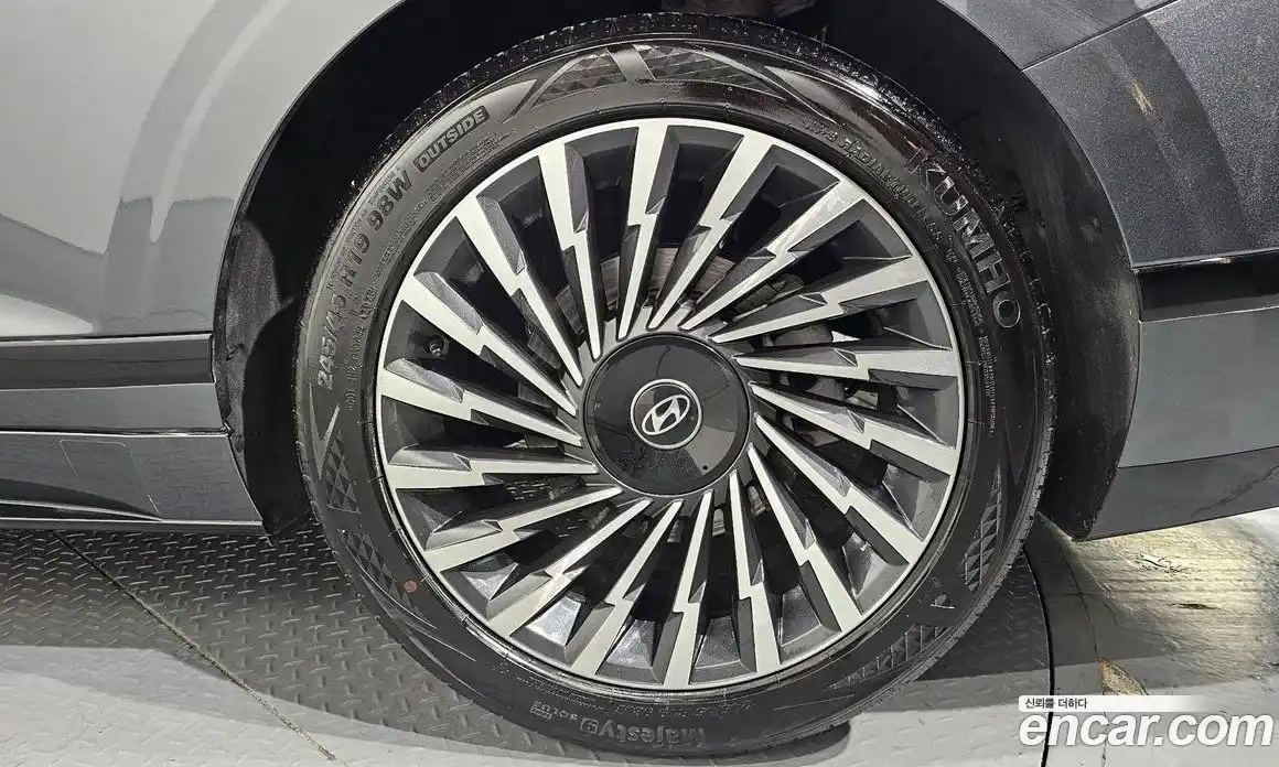 Hyundai Grandeur 2023 2.5 гидро в Москве № 1610778, фото 7