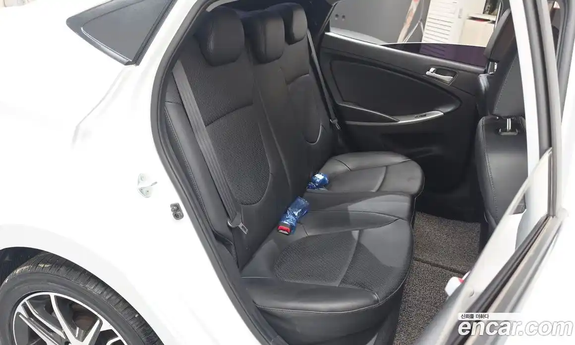 Hyundai Accent 2018 1.4 гидро в Москве № 1610835, фото 16