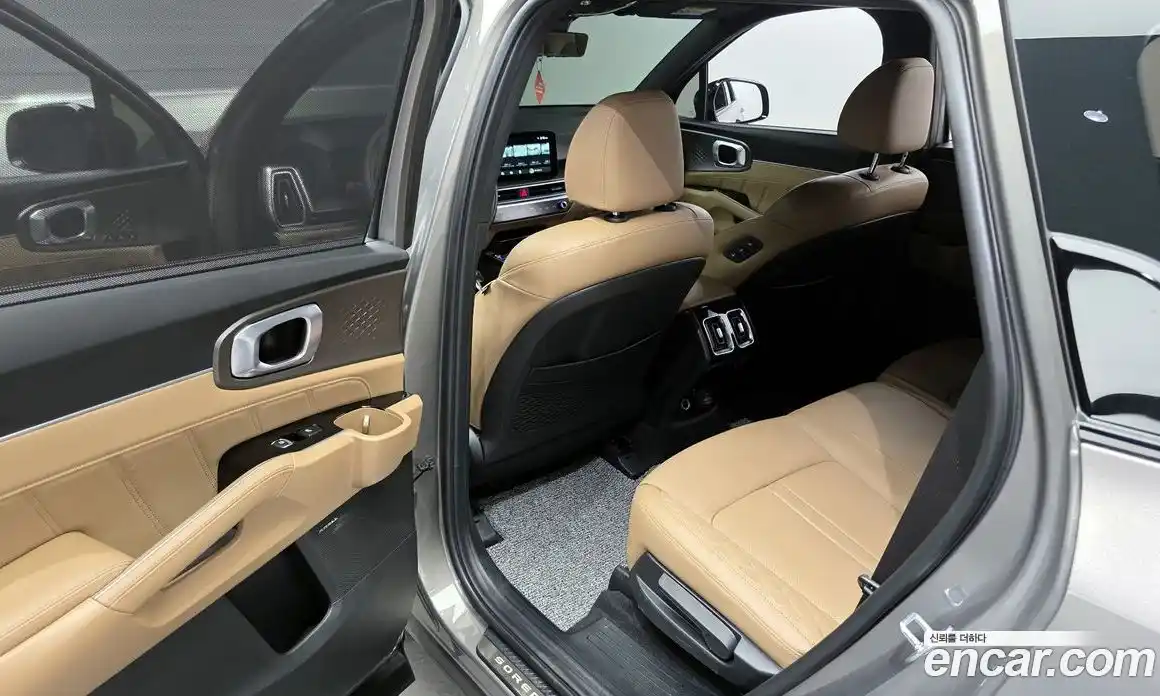 Kia Sorento 2024 2.5 гидро в Москве № 1611207, фото 16