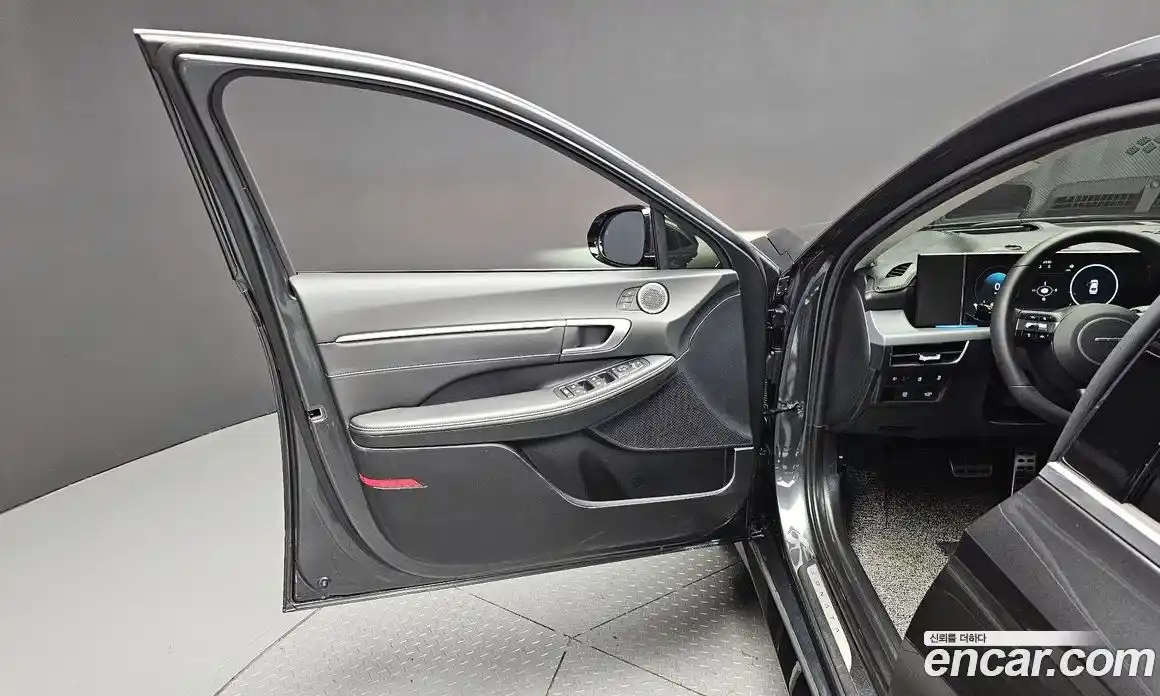 Hyundai Sonata 2025 1.6 гидро в Москве № 1683724, фото 14