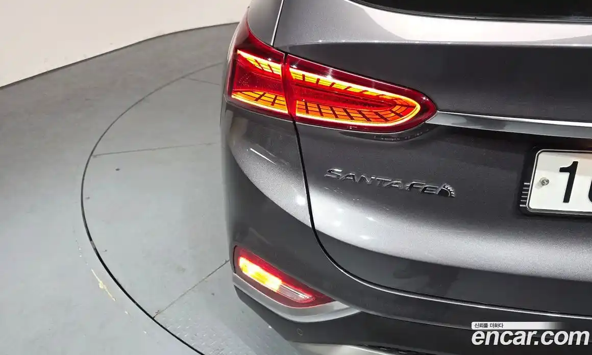Hyundai Santa Fe 2019 2.0 гидро в Москве № 1683840, фото 8