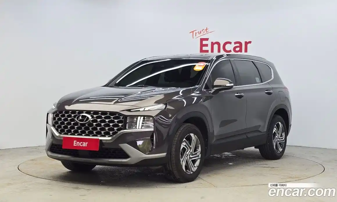 Hyundai Santa Fe 2023 2.5 гидро в Москве № 1684231, фото 1