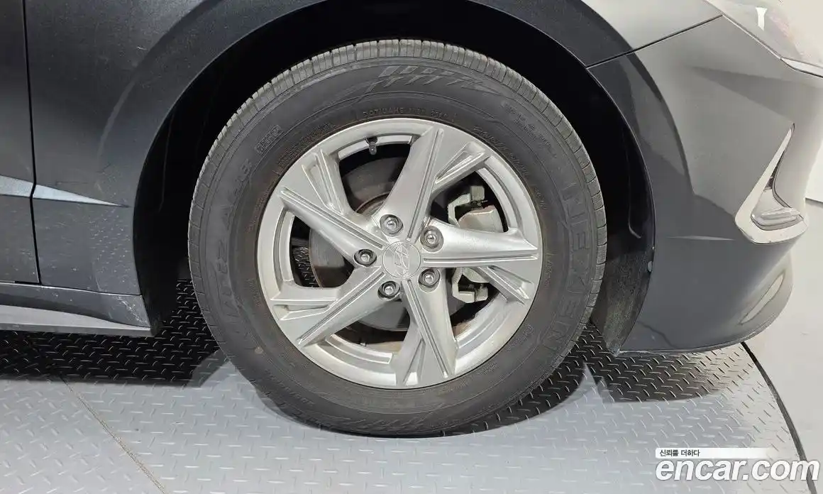 Hyundai Sonata 2020 2.0 гидро в Москве № 1830534, фото 7