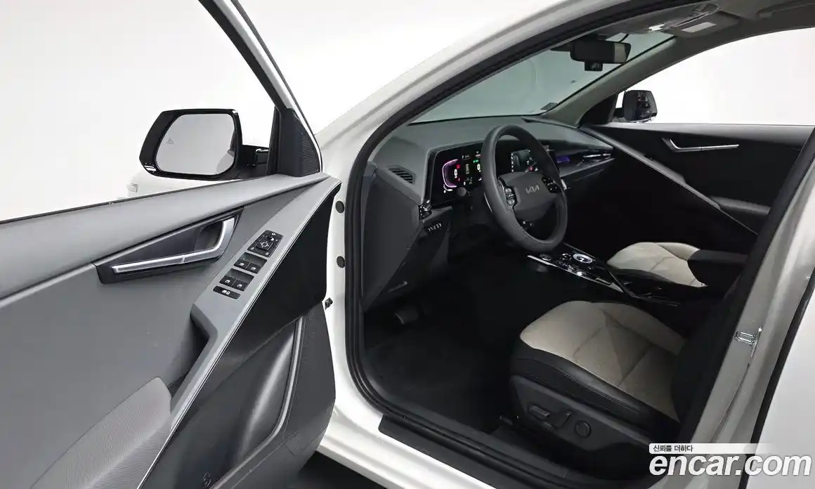 Kia Niro 2025 1.6 гидро в Москве № 1831311, фото 12