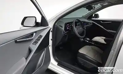 Kia Niro 2025 1.6 гидро в Москве № 1831311, миниатюра 12