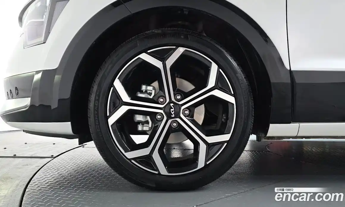 Kia Niro 2025 1.6 гидро в Москве № 1831311, фото 4