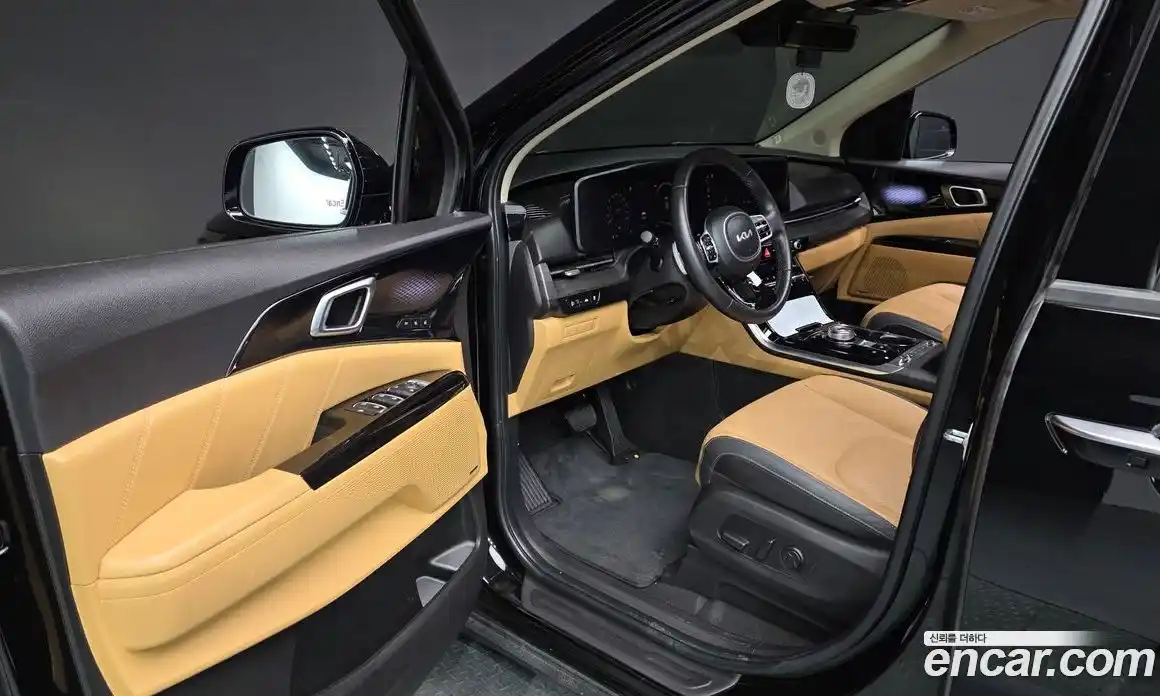 Kia Canival 2022 3.5 гидро в Москве № 1831378, фото 13