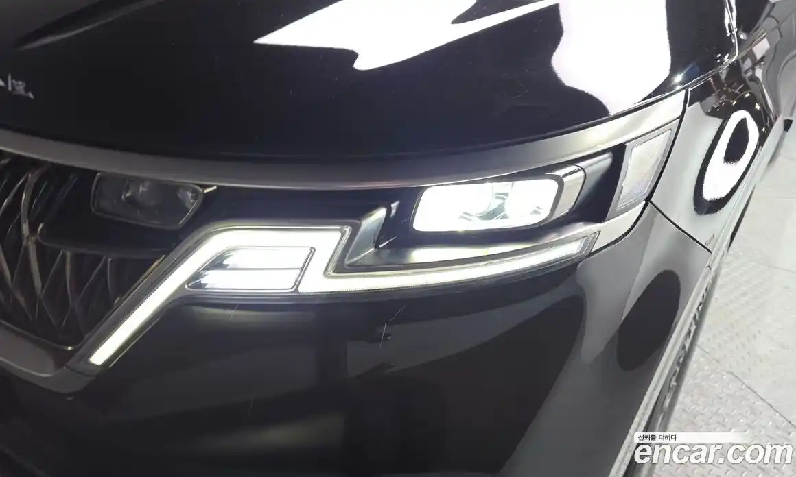 Kia Canival 2022 3.5 гидро в Москве № 1831378, фото 8