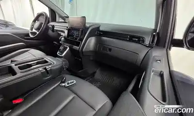 Hyundai Staria 2024 3.5 гидро в Москве № 1903566, миниатюра 9