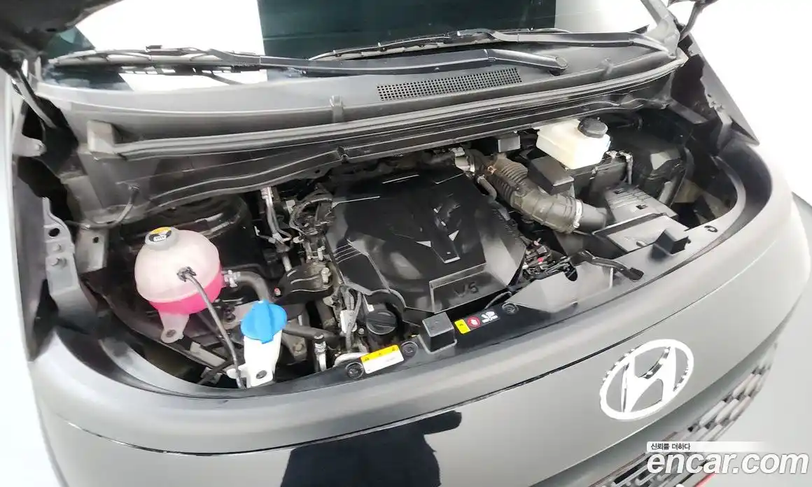Hyundai Staria 2023 3.5 гидро в Москве № 1903621, фото 6