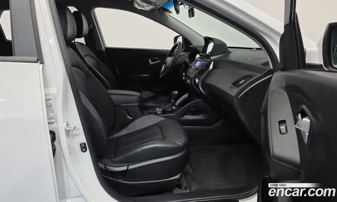 Hyundai Tucson 2015 2.0 гидро в Москве № 1903623, фото 11