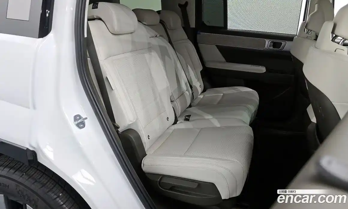 Hyundai Santa Fe 2024 1.6 гидро в Москве № 1903868, фото 17