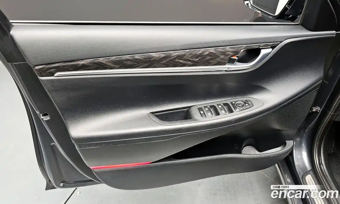 Hyundai Grandeur 2017 2.4 гидро в Москве № 1903994, фото 14
