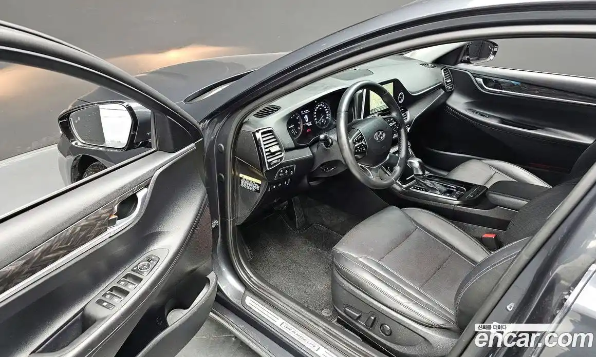 Hyundai Grandeur 2017 2.4 гидро в Москве № 1903994, фото 18
