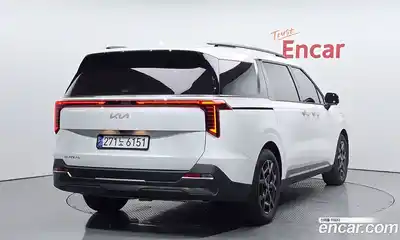 Kia Canival, 2025