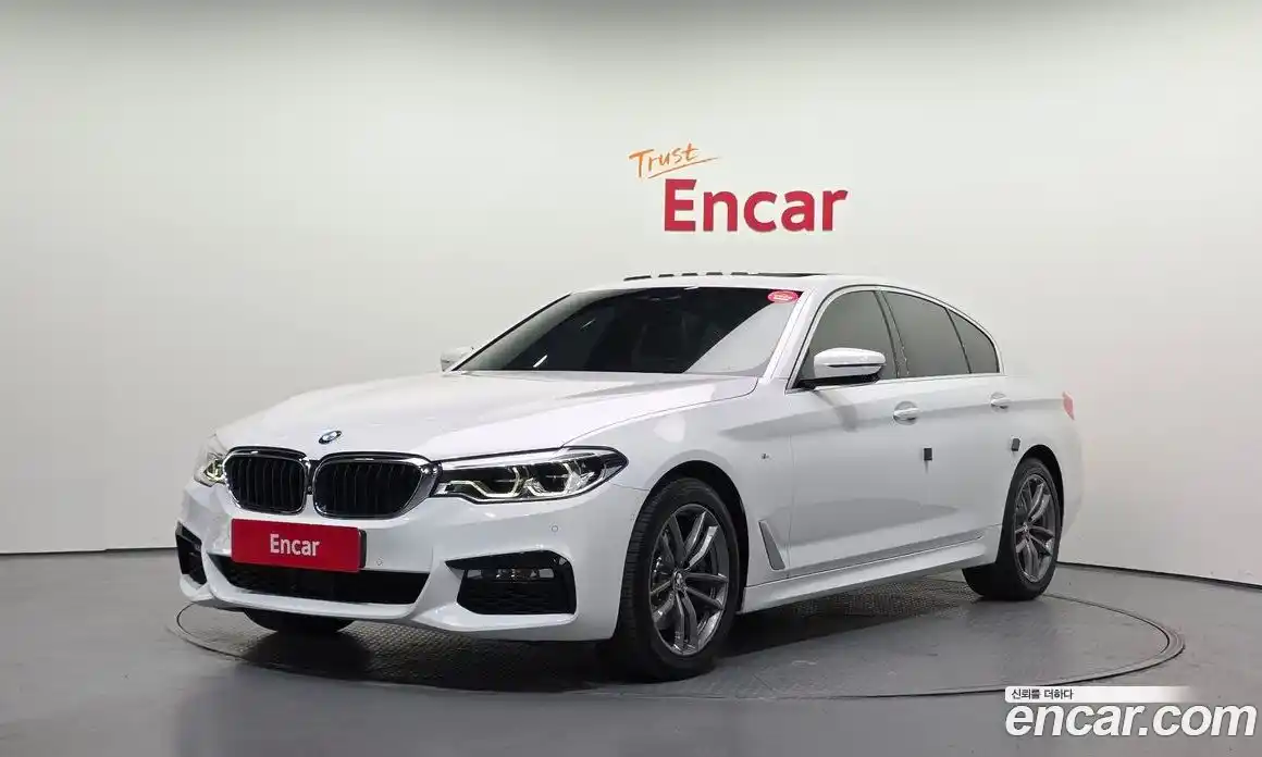 BMW 5-Series 2017 2.0 гидро в Москве № 1904569, фото 1