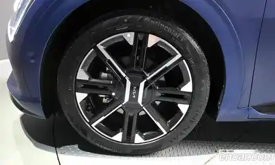 Kia EV6 2024 0.1 гидро в Москве № 1904578, миниатюра 5