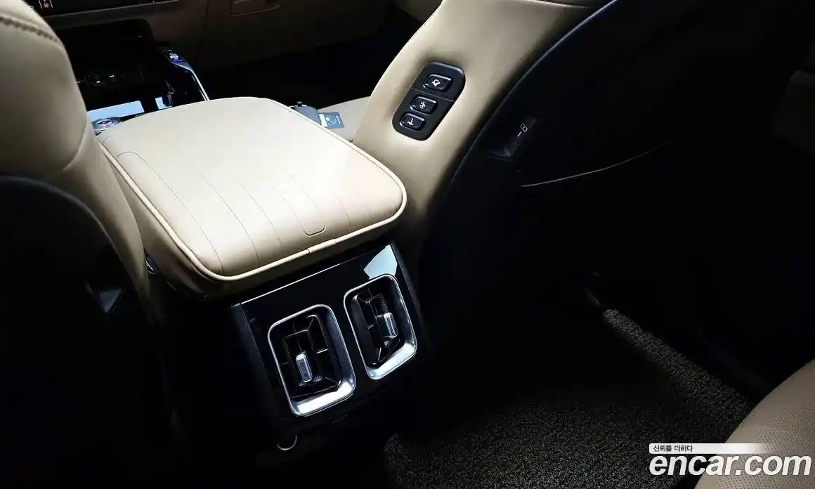 Kia Sorento 2024 1.6 гидро в Москве № 1904912, фото 32