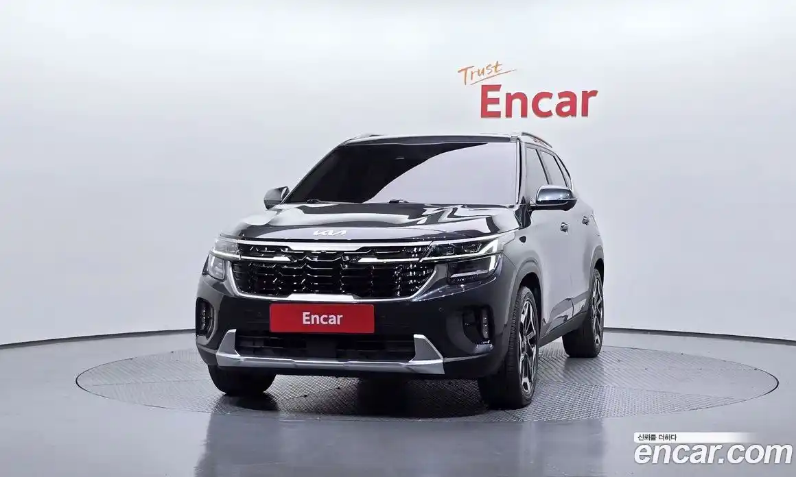 Kia Seltos 2022 1.6 гидро в Москве № 1905045, фото 3