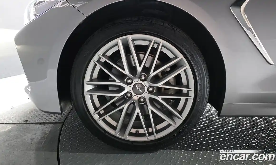 Genesis G70 2019 2.0 гидро в Москве № 1905507, фото 5