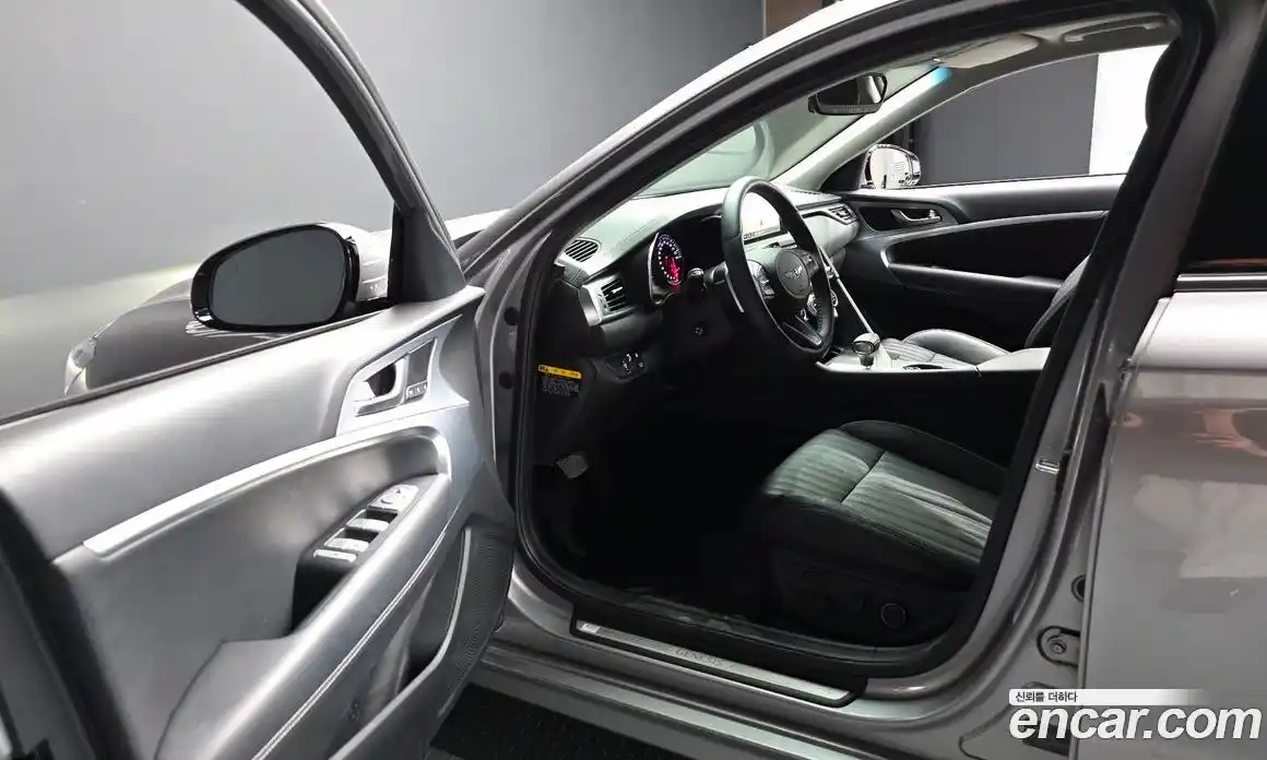 Genesis G70 2019 2.0 гидро в Москве № 1905507, фото 10