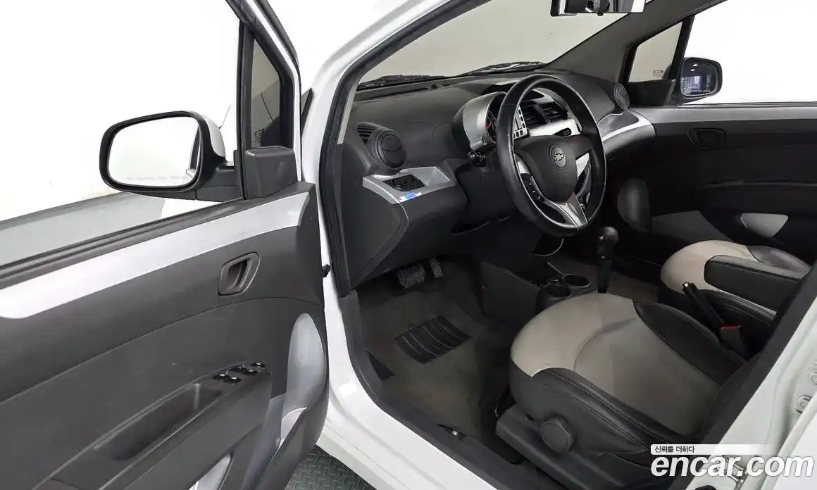 Chevrolet Spark 2011 1.0 гидро в Москве № 1907210, фото 13