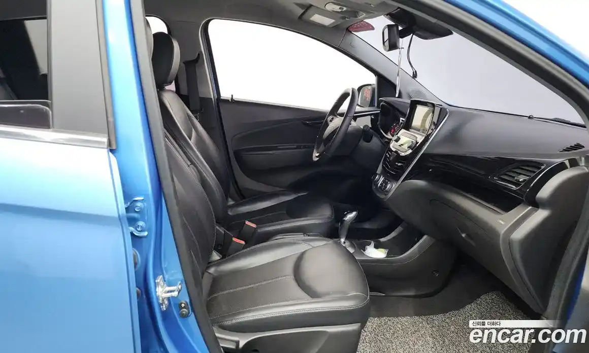 Chevrolet Spark 2016 1.0 гидро в Москве № 1907407, фото 16
