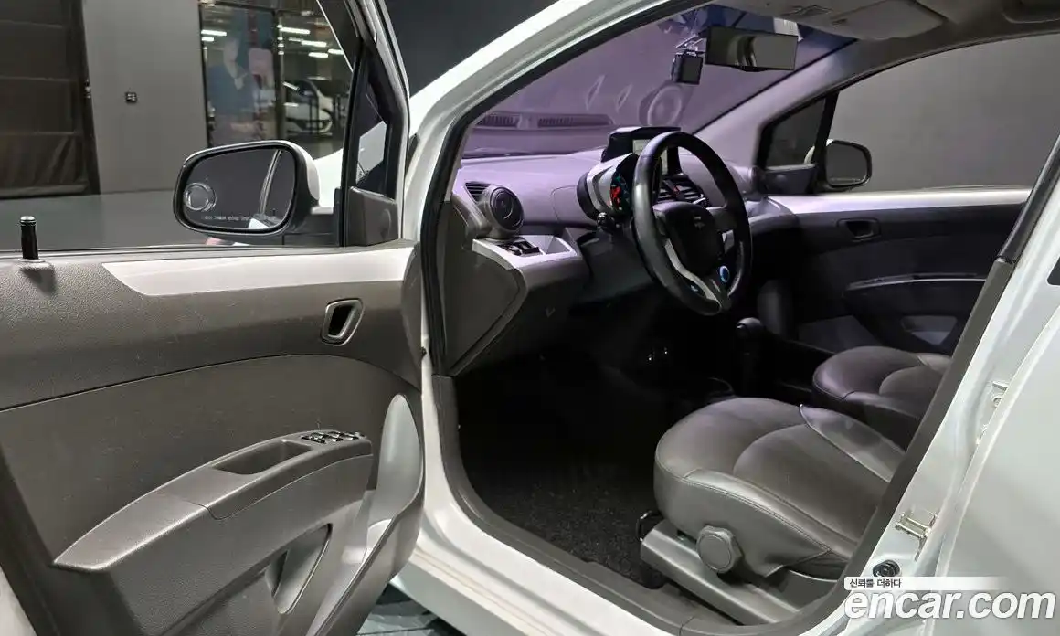 Chevrolet Spark 2014 1.0 гидро в Москве № 1907412, фото 13