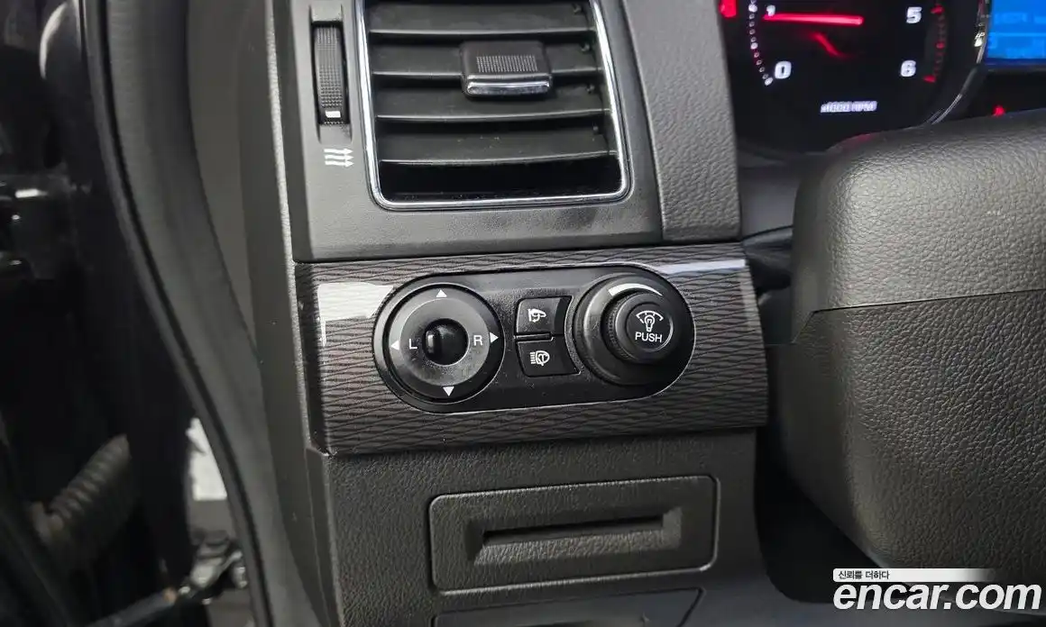 Chevrolet Captiva 2015 2.0 гидро в Москве № 1907654, фото 14