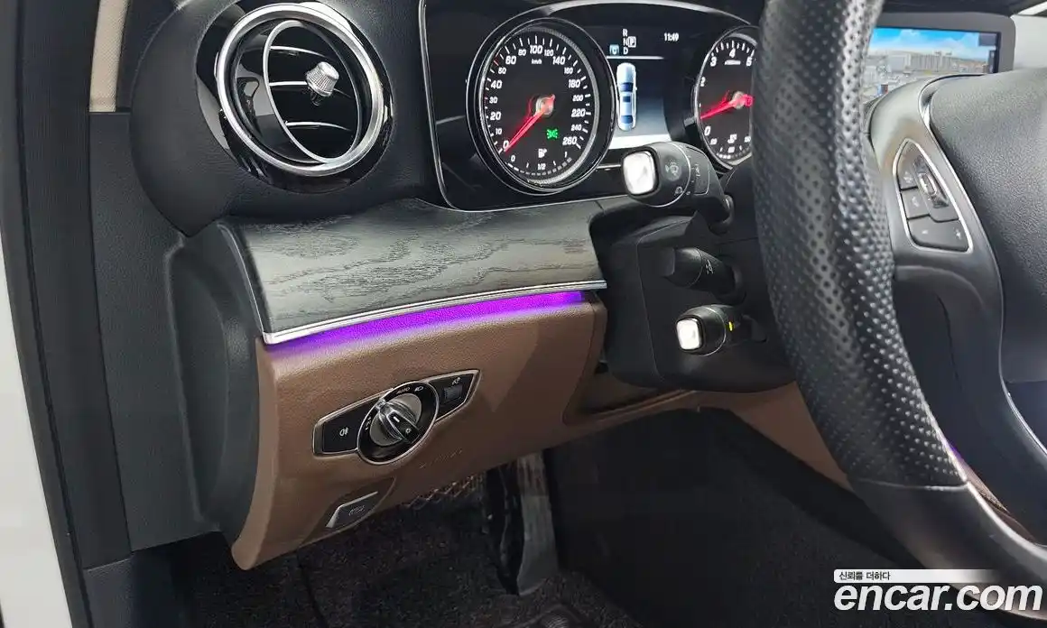 Mercedes-Benz E-Class 2017 2.0 гидро в Москве № 1909208, фото 18