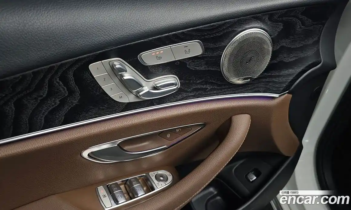 Mercedes-Benz E-Class 2017 2.0 гидро в Москве № 1909208, фото 27
