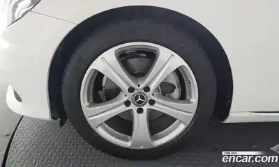 Mercedes-Benz E-Class 2017 2.0 гидро в Москве № 1909208, миниатюра 4