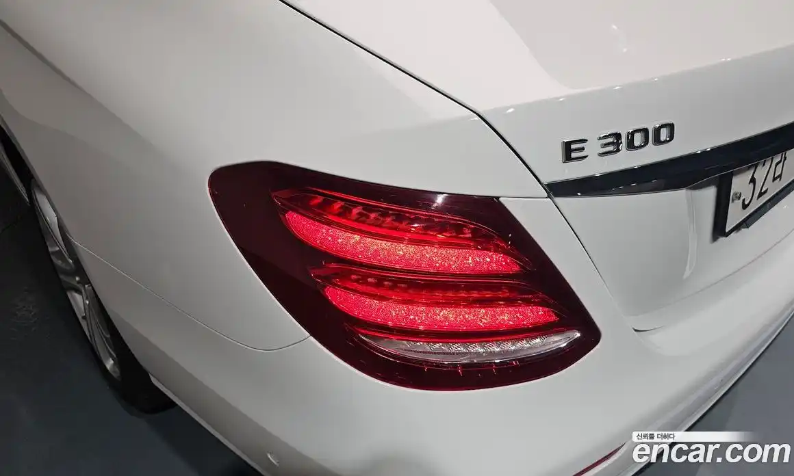 Mercedes-Benz E-Class 2017 2.0 гидро в Москве № 1909208, фото 8