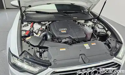 Audi A6 2023 2.0 гидро в Москве № 1910528, миниатюра 6