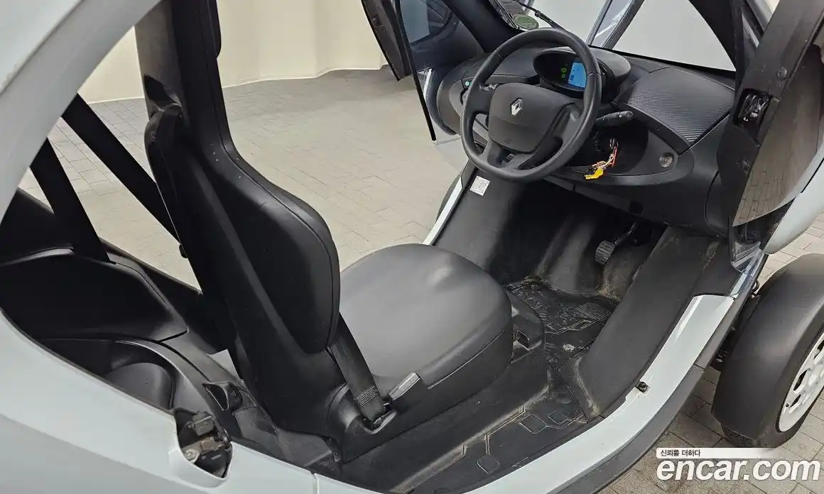 Renault Twizy 2020 0.1 гидро в Москве № 1910959, фото 26