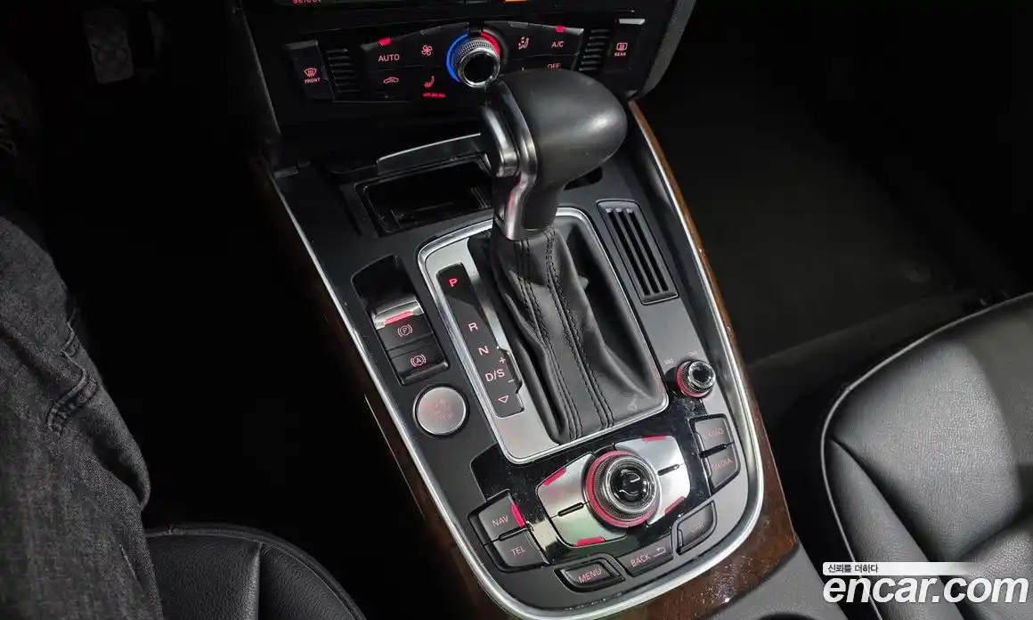 Audi Q5 2015 2.0 гидро в Москве № 1911388, фото 9
