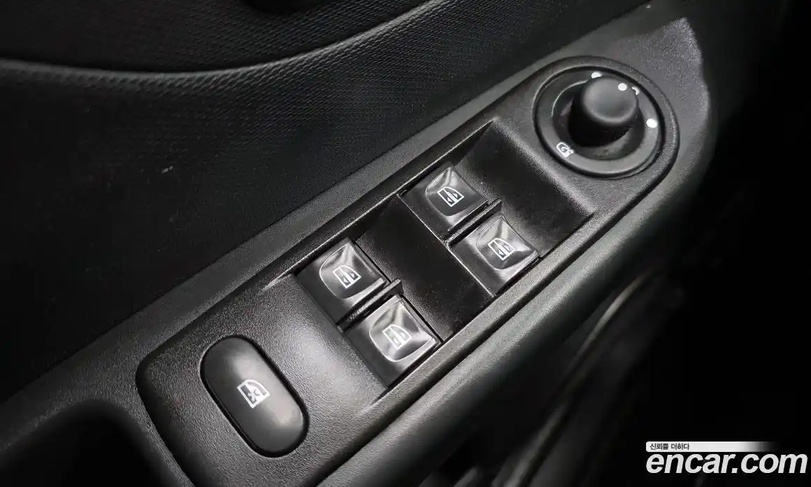 Renault QM3 2016 1.5 гидро в Москве № 1913469, фото 25
