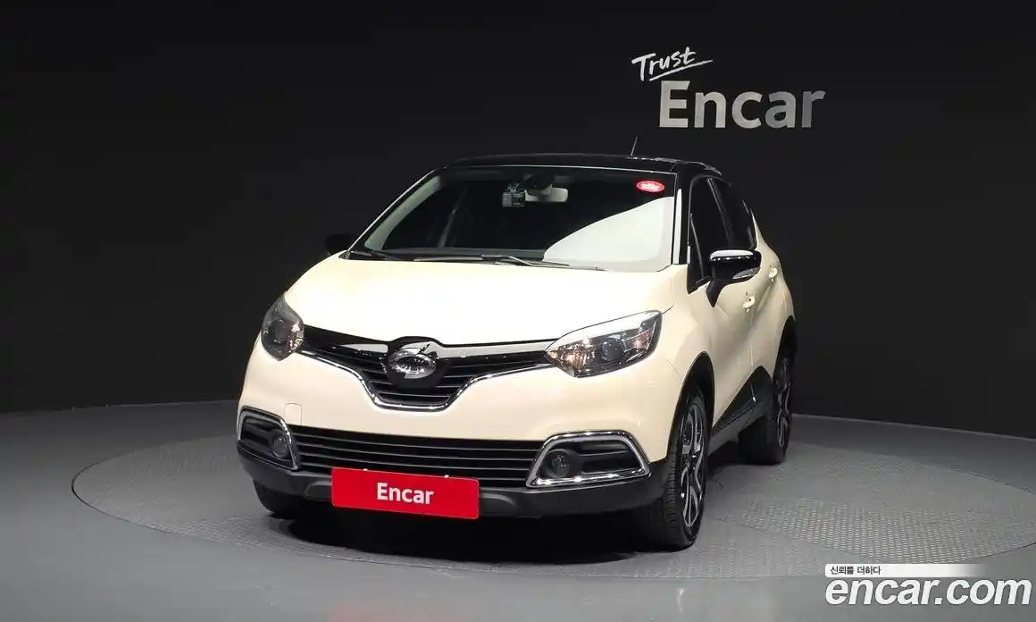 Renault QM3 2016 1.5 гидро в Москве № 1913469, фото 3