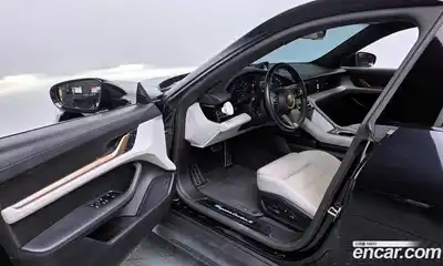 Porsche Taycan 2023 0.1 гидро в Москве № 1913970, миниатюра 9