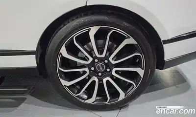 Land Rover Range-Rover 2017 4.4 гидро в Москве № 1914835, миниатюра 7