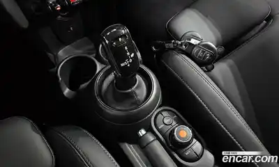 Mini Cooper 2021 1.5 гидро в Москве № 1915875, миниатюра 12