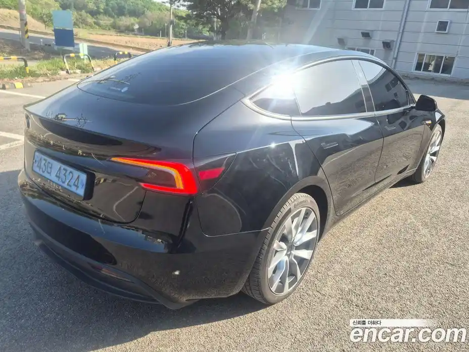 Tesla Model 3 2024 гидро, фото 2
