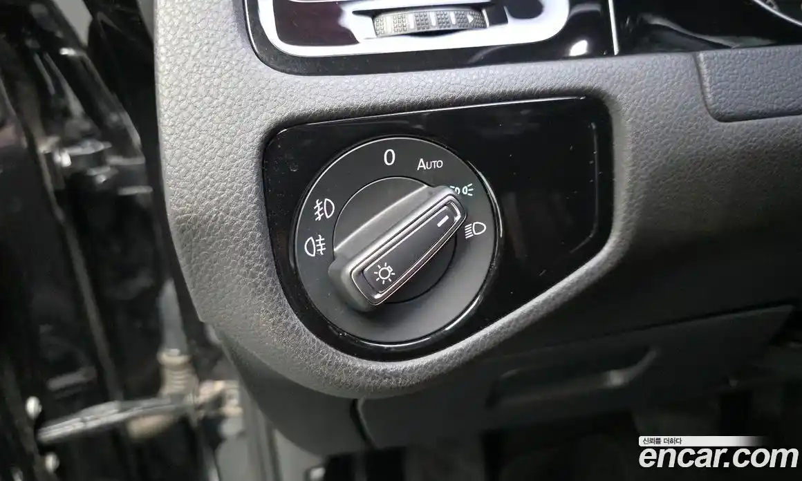 Volkswagen Golf 2015 2.0 гидро в Москве № 1917588, фото 18