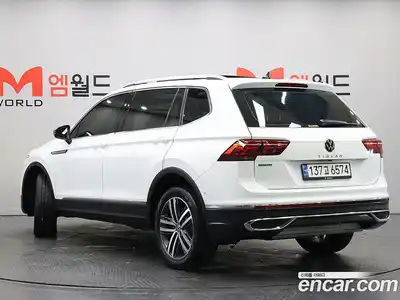 Volkswagen Tiguan 2023 2.0 гидро в Москве № 1918527, миниатюра 3