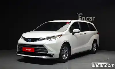 Toyota Sienna, 2024