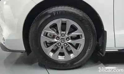 Toyota Sienna 2024 2.5 гидро в Москве № 1919541, миниатюра 5