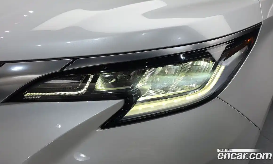 Toyota Sienna 2024 2.5 гидро в Москве № 1919541, фото 8