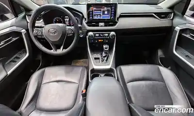Toyota RAV4 2019 2.5 гидро в Москве № 1919579, миниатюра 10